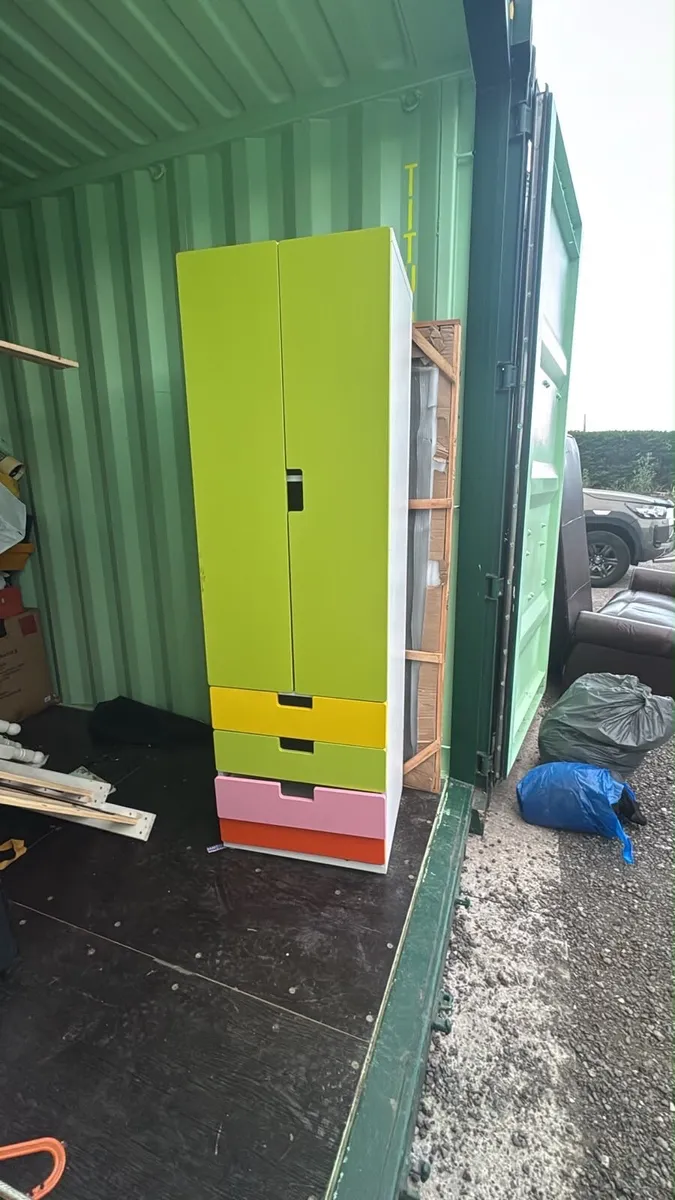 Kids wardrobe - Image 1