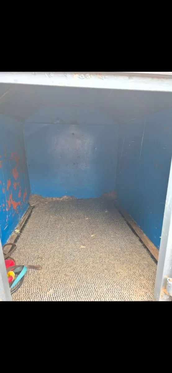 Dog Trailer. - Image 4