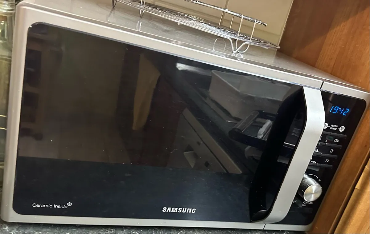 Microwave