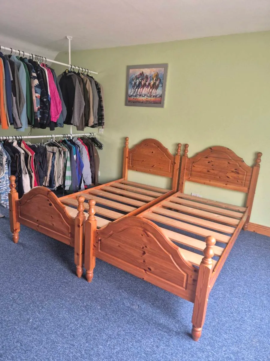 Pair of Single Pine Beds - Image 1