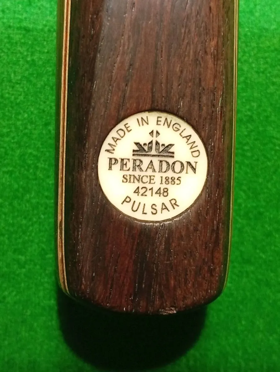 Fantastic peradon pulsar pool cue - Image 1