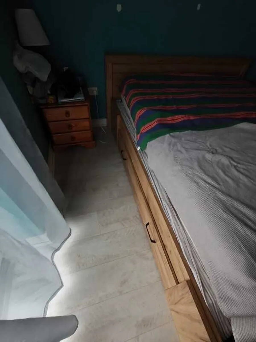 Bed frame - Image 2