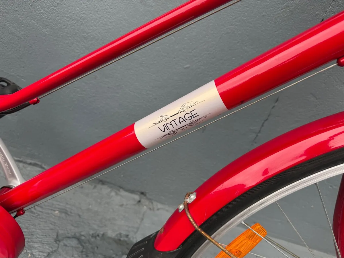 Vintage ladies bike❗️Open 7 days of the week ❗️ - Image 3