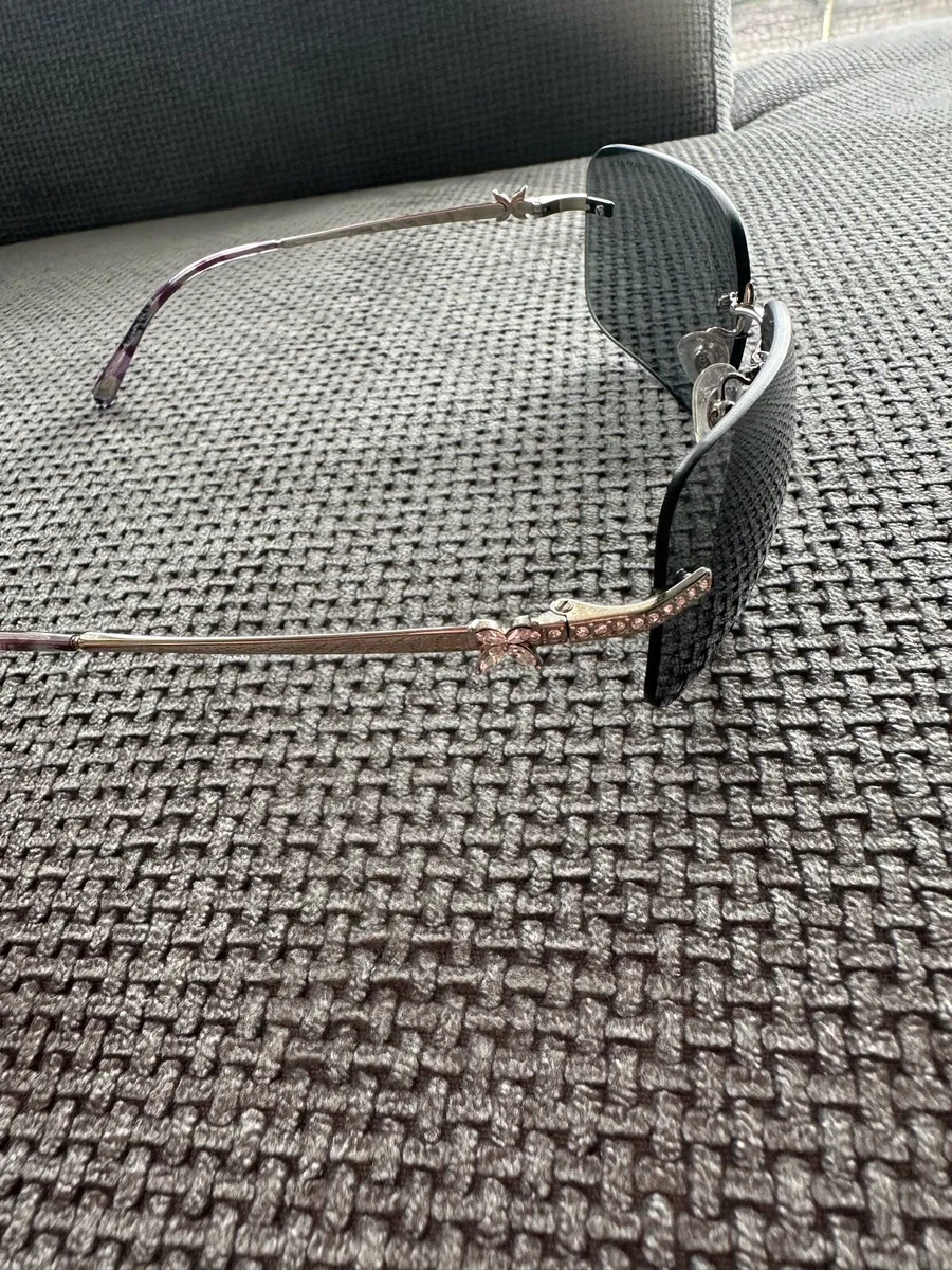 Tiffany&Co sunglasses - Image 3