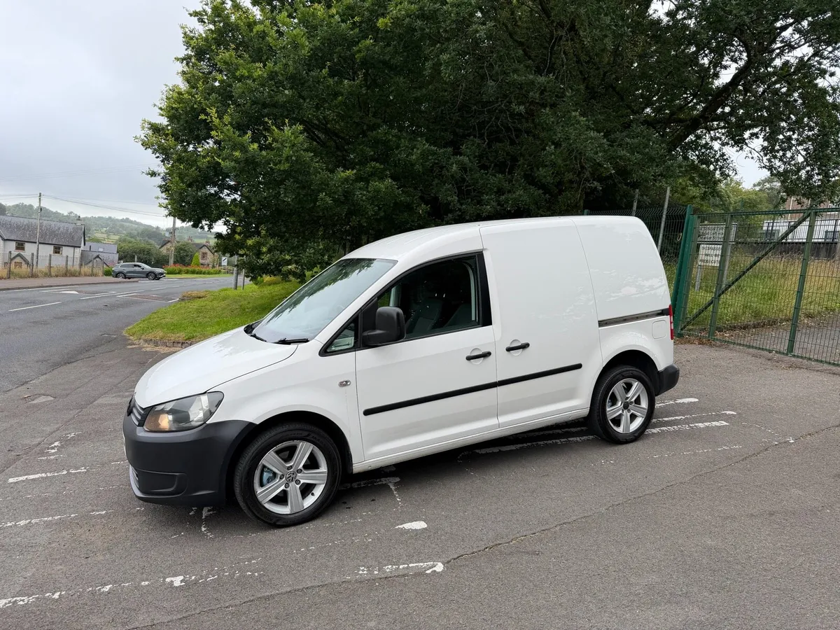 2014 Volkswagen Caddy TDi Startline - Image 3