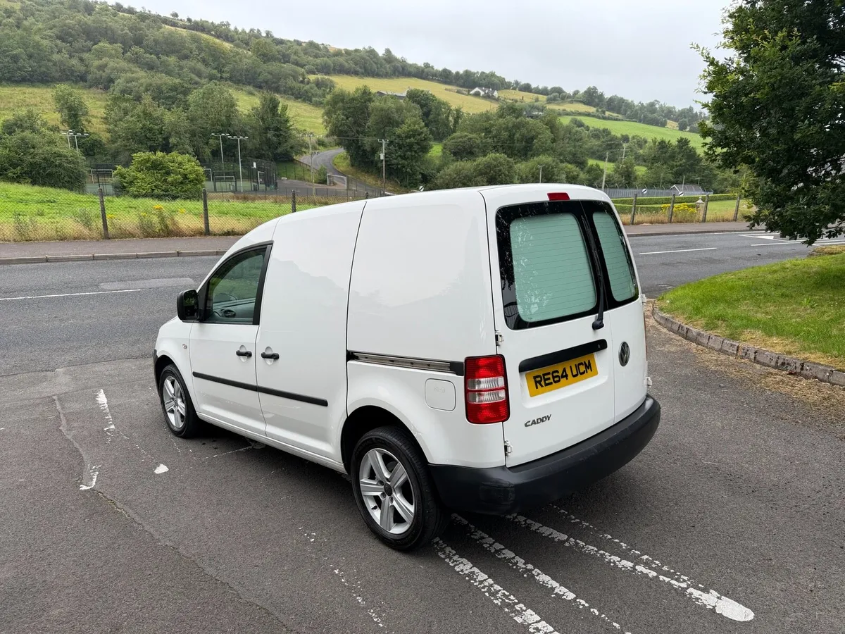 2014 Volkswagen Caddy TDi Startline - Image 4