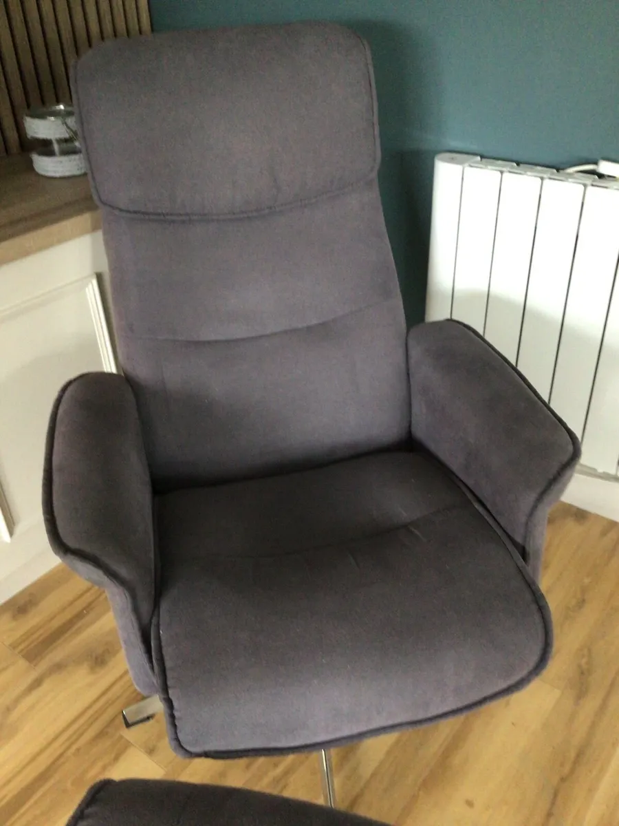 Recliner chair and footstool - Image 2