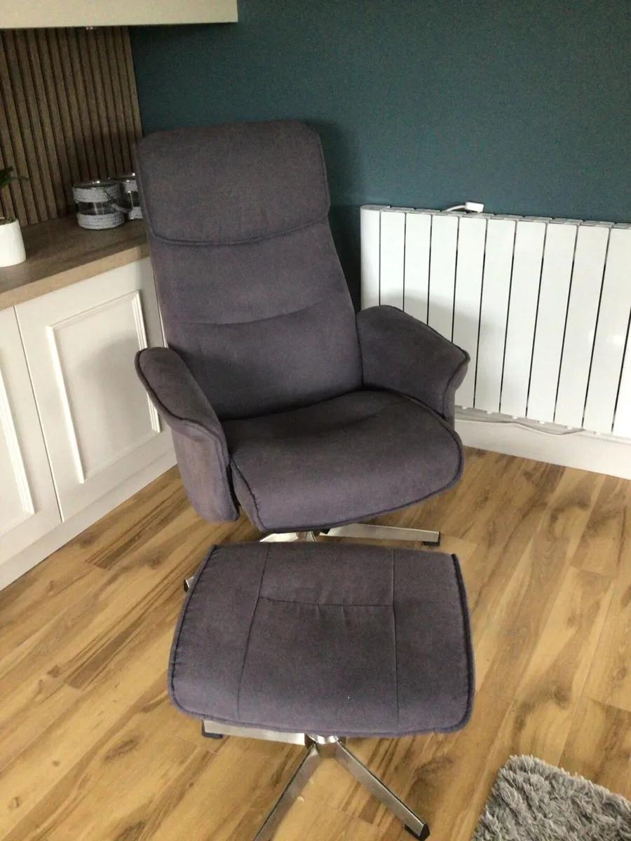 Recliner chair and footstool - Image 1