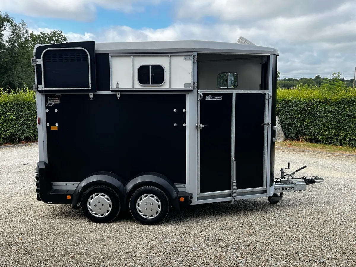 Ifor Williams HB511 AS NEW - Image 2