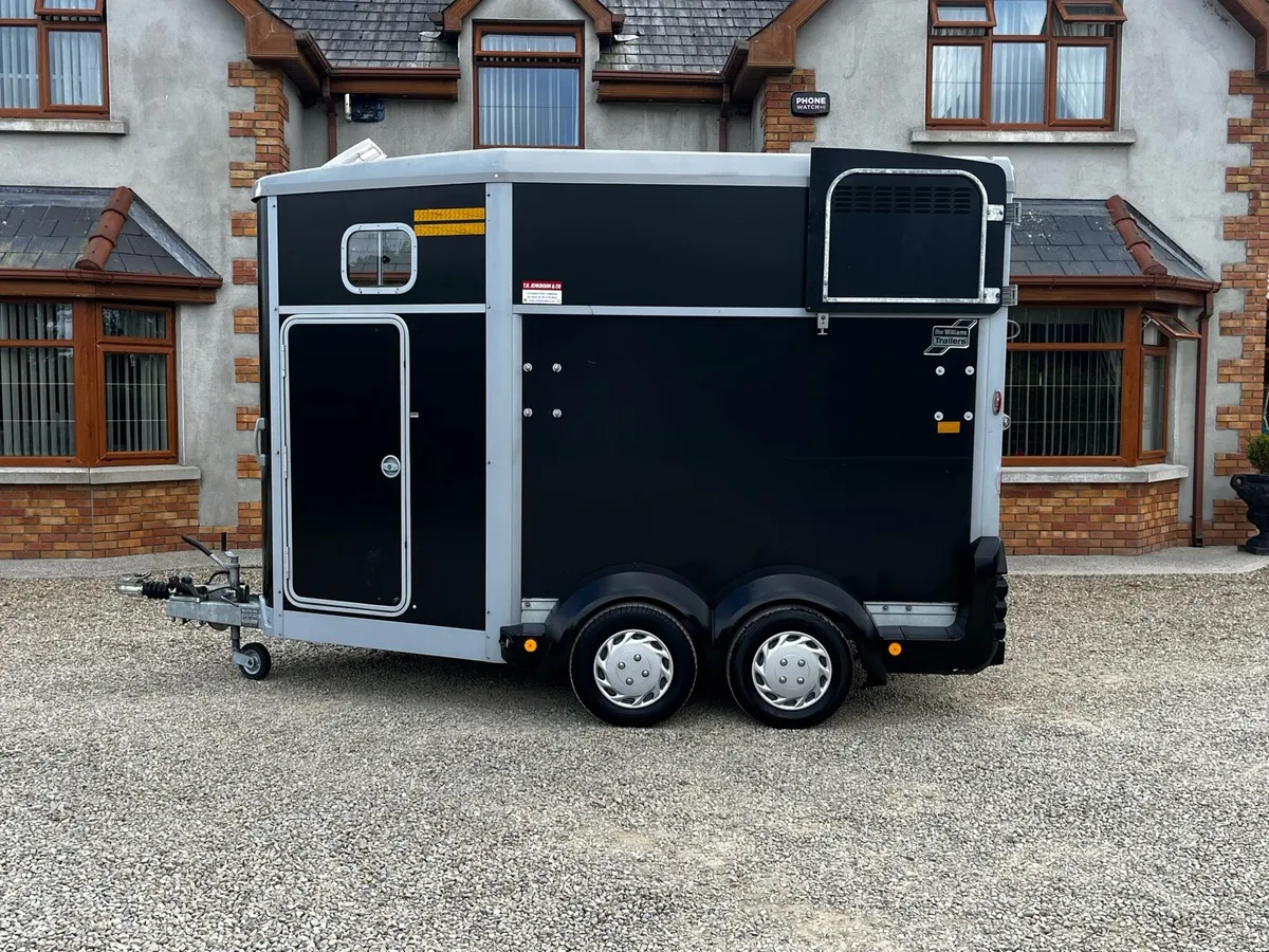 Ifor Williams HB511 AS NEW - Image 4