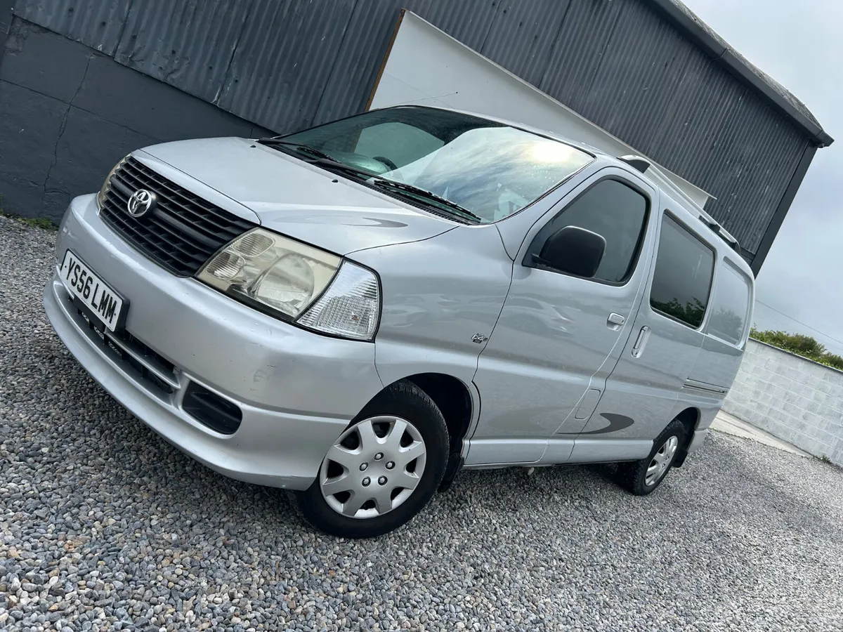 Campervan Toyota Hiace 2007 D4d - Image 3