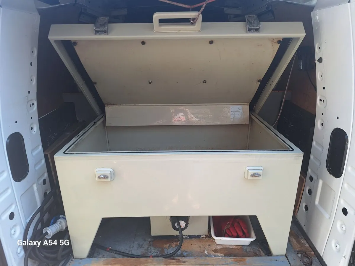 Oven cleaning dip tank - Image 1