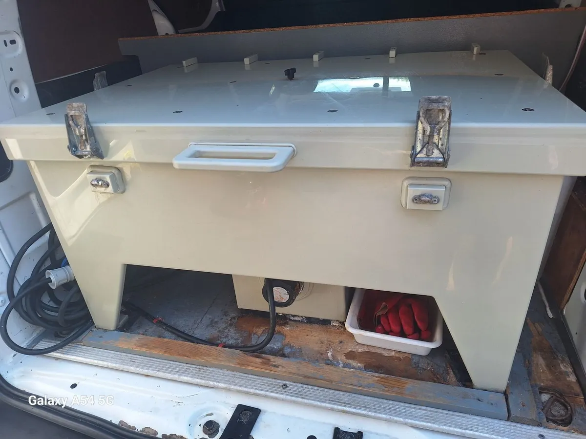 Oven cleaning dip tank - Image 4