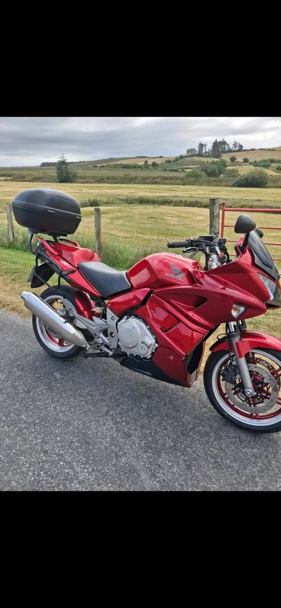 Honda cbf 1000 - Image 1