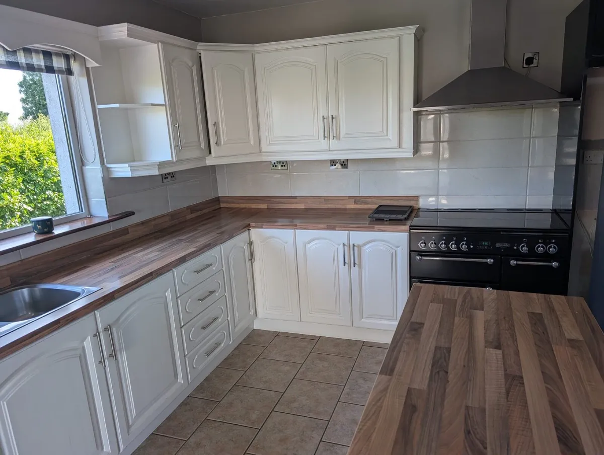 Wooden Kitchen with Island - Image 1