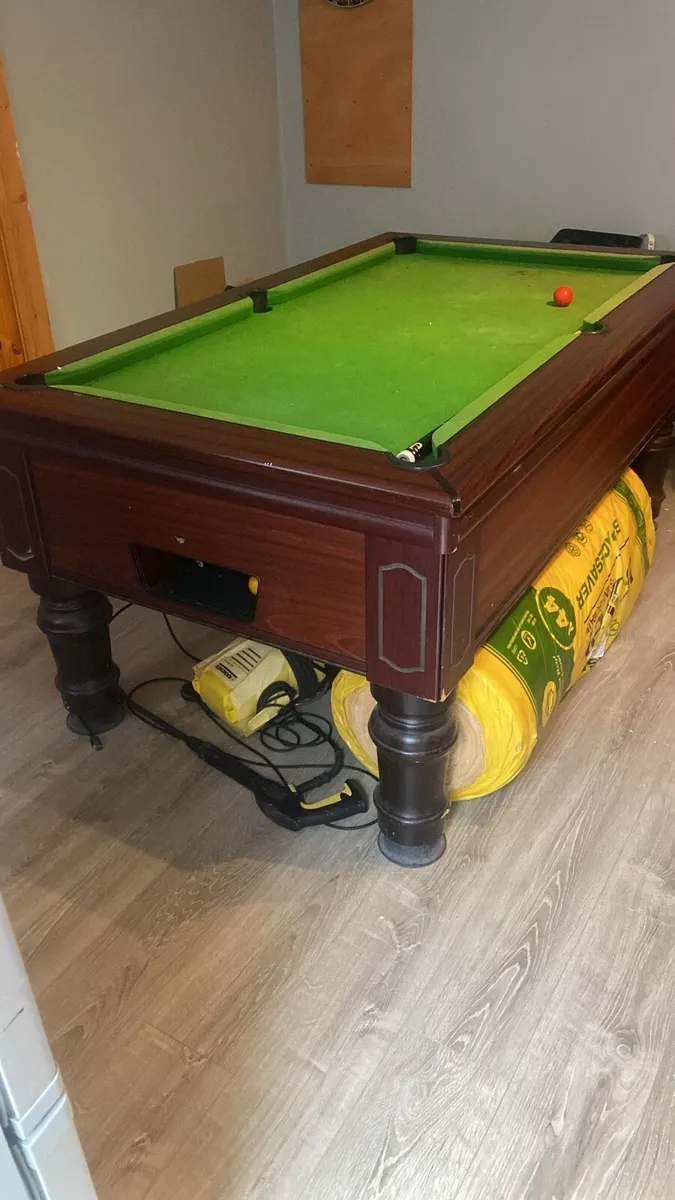 Pool table - Image 4