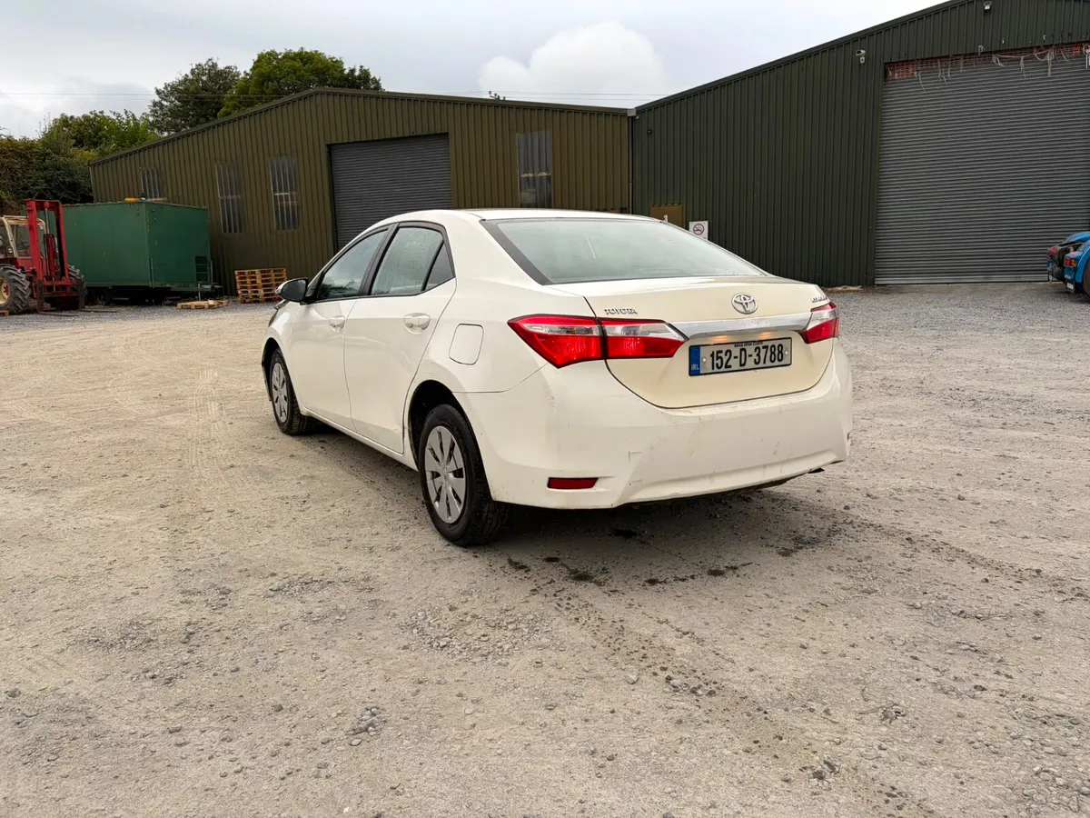 2015 Toyota Corolla 1.4 diesel - Image 2