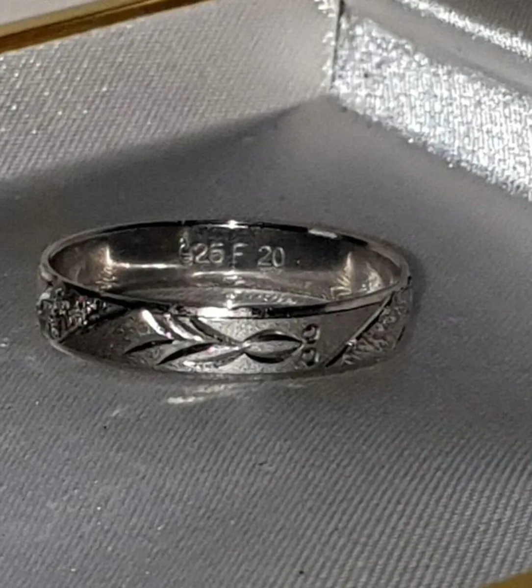 Hallmarked Silver Wedding Ring - Image 3