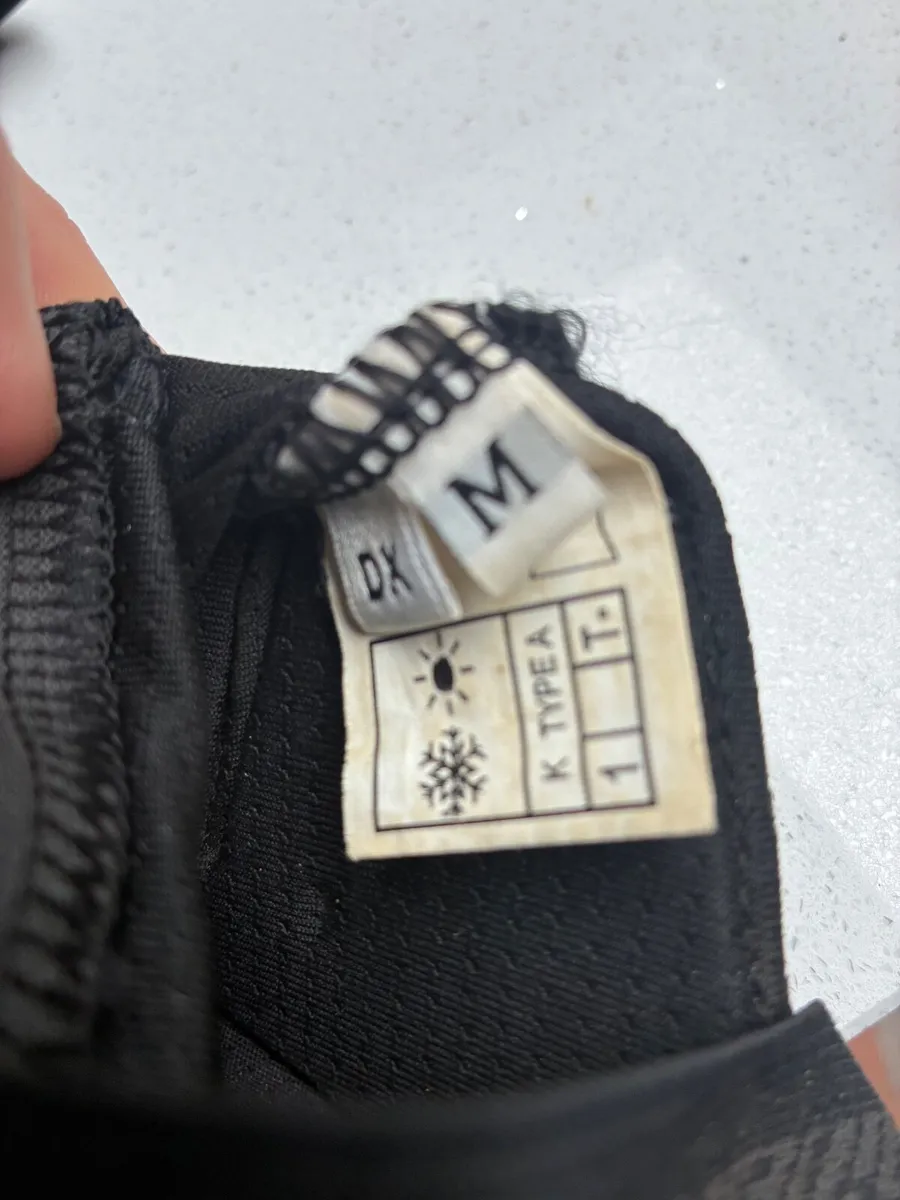 Dainese Mountain Bike Knee Pads – Size M - Image 2