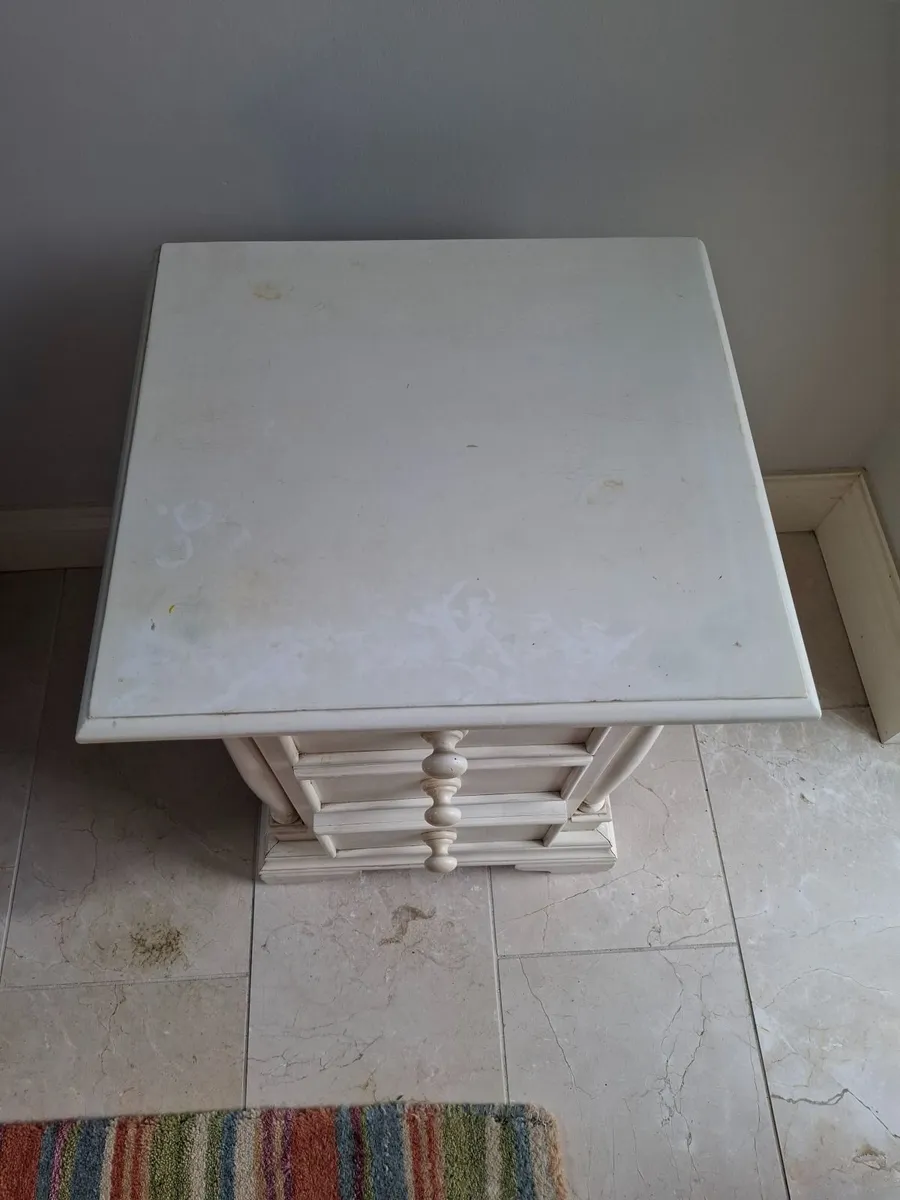 Antique-Effect Ivory Wardrobe & Matching Bedside L - Image 2