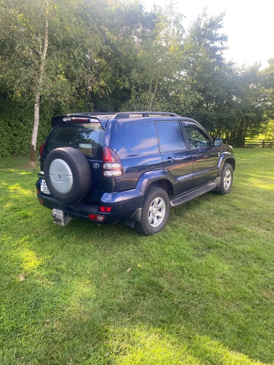 2007 Toyota landcruiser - Image 3
