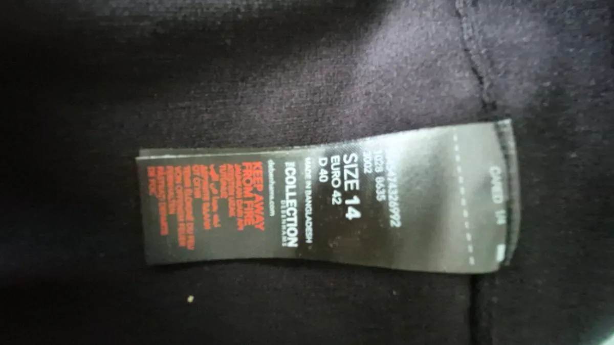 Ladies navy waterproof trousers size 14 - Image 2