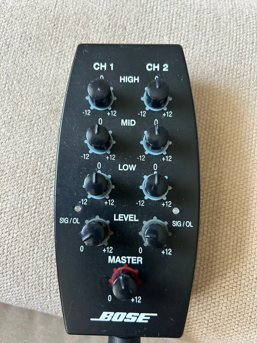 Bose L1 P. A. System - Image 2