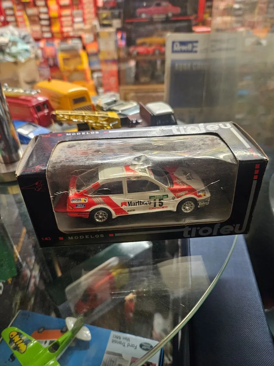 Corgi Trofeu Ford Sierra Cosworth Rally - Image 2