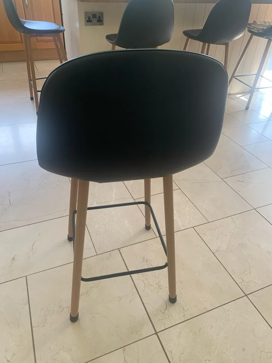 High stools - Image 2