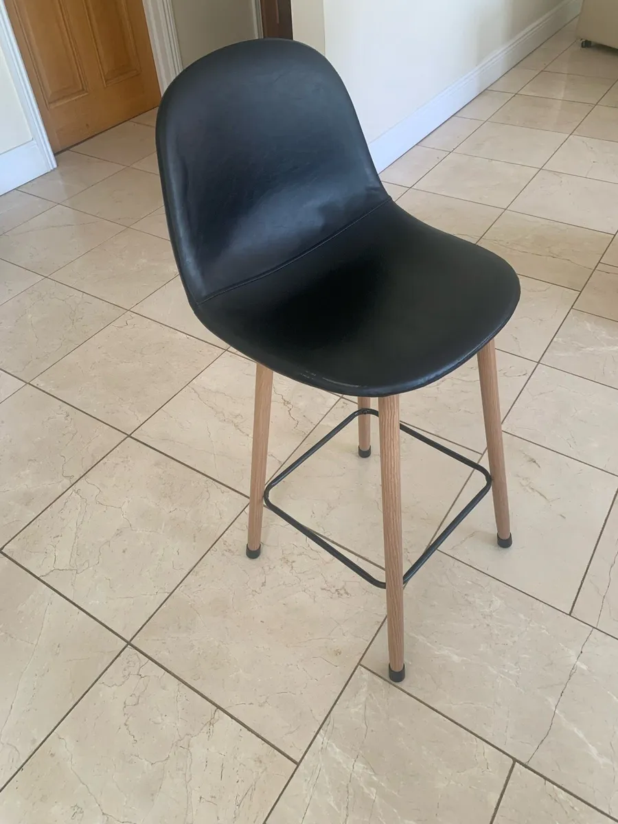 High stools - Image 3