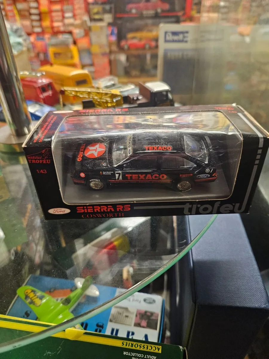 Corgi Trofeu Ford Sierra Rally - Image 1