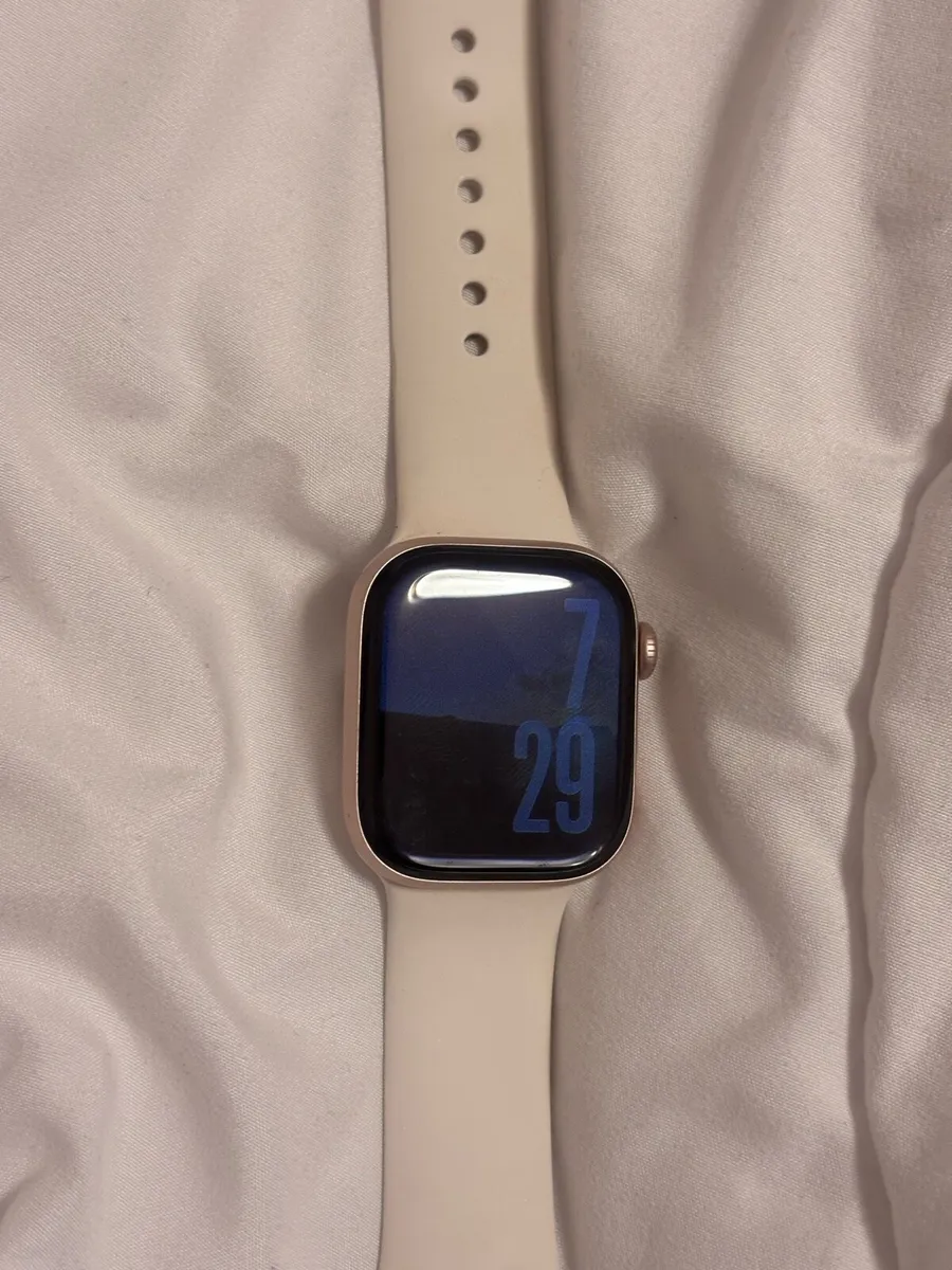 Apple Smartwatch 11 (GPS) - Image 2