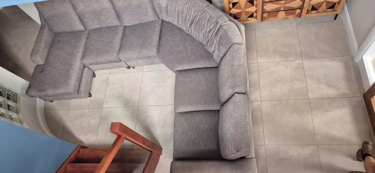 Cornor Sofa - Image 2