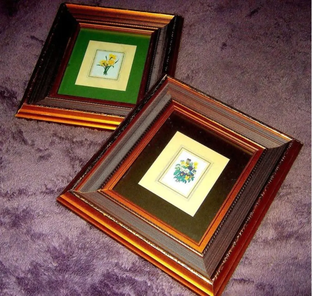 Beautiful Pair of Vintage Framed Botanical Prints - Image 3