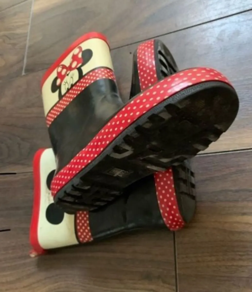 Girls Minnie Mouse Wellies: Size 13 - Image 3