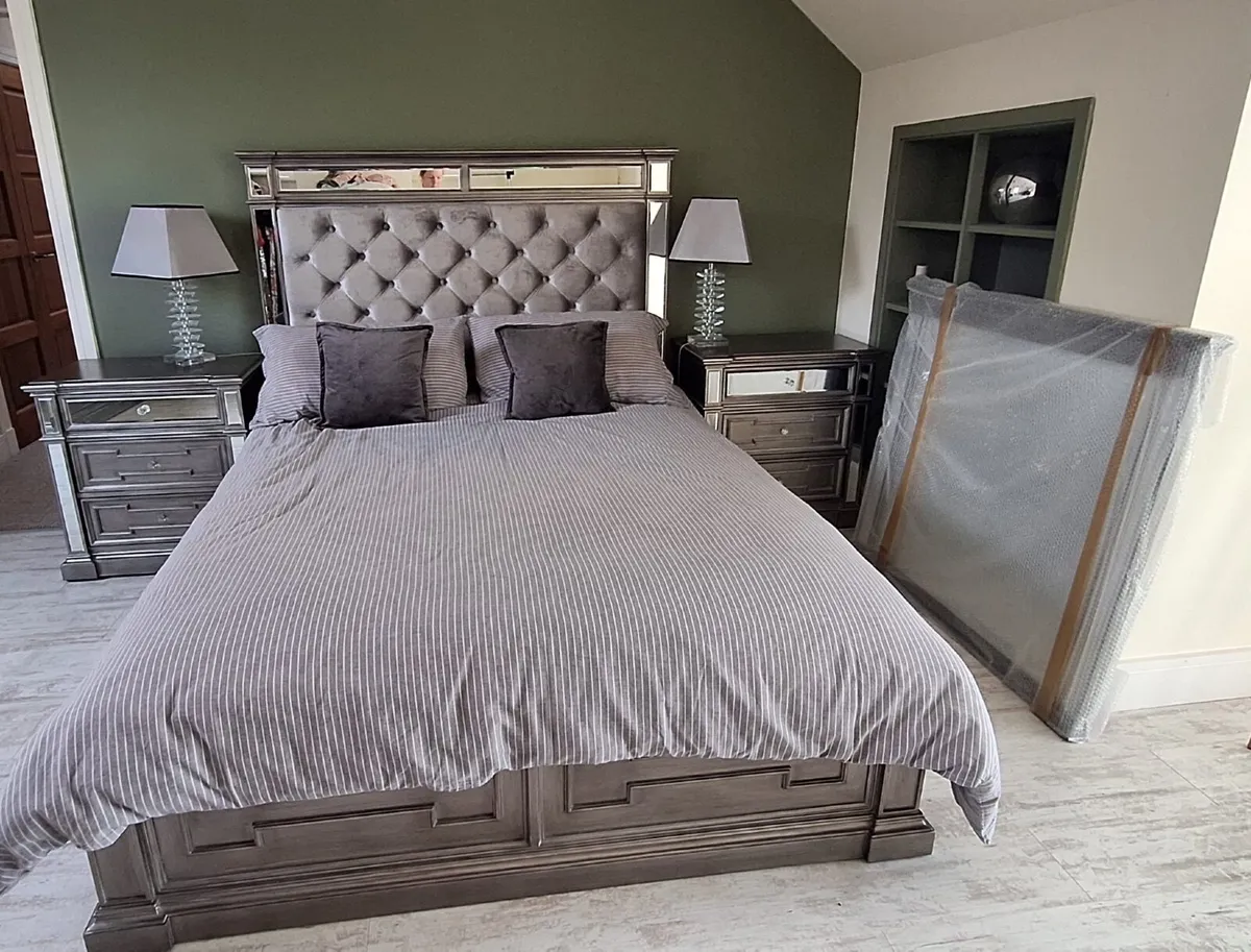 Complete Bedroom Set with Dresser - Image 1