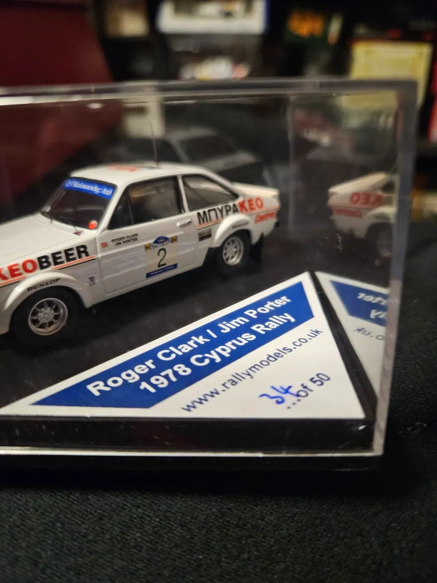 Corgi Trofeu Ford Escort MKII Rally - Image 2