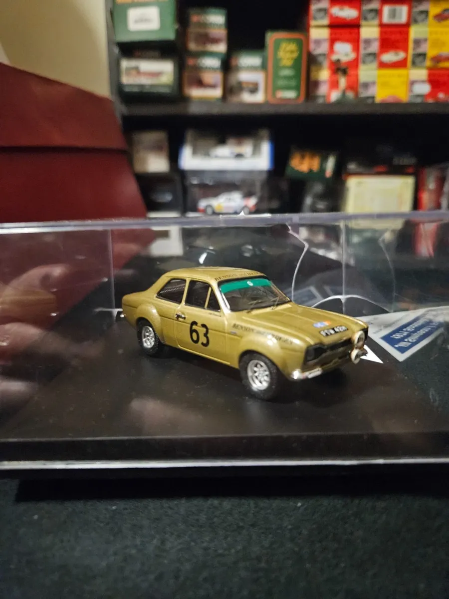 Corgi Trofeu Ford Escort MKI Rally - Image 2