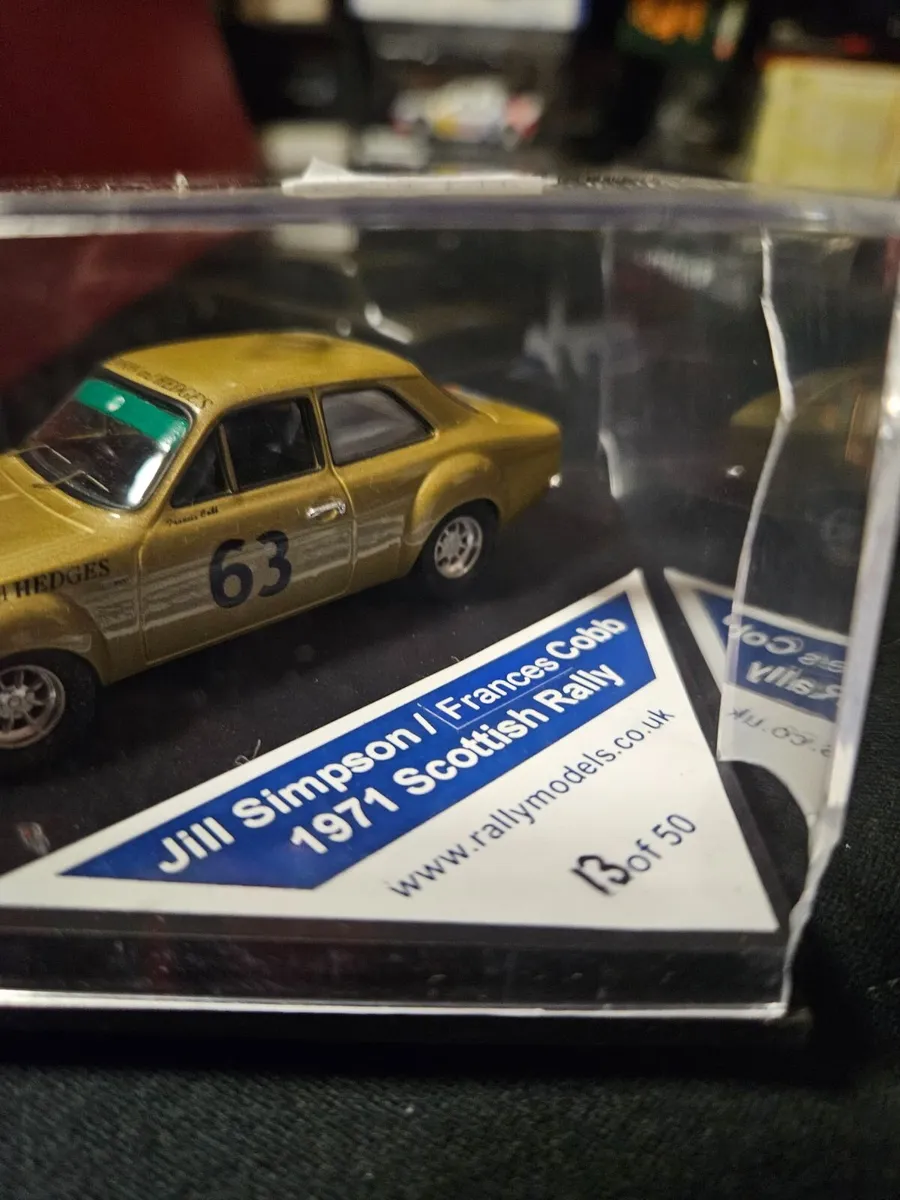 Corgi Trofeu Ford Escort MKI Rally - Image 3