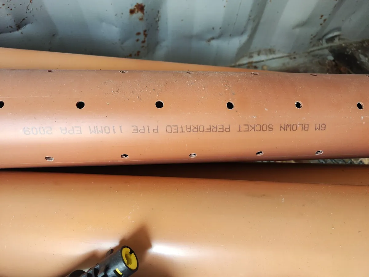 7 x New 6m 110mm Perforated Drainage Pipes