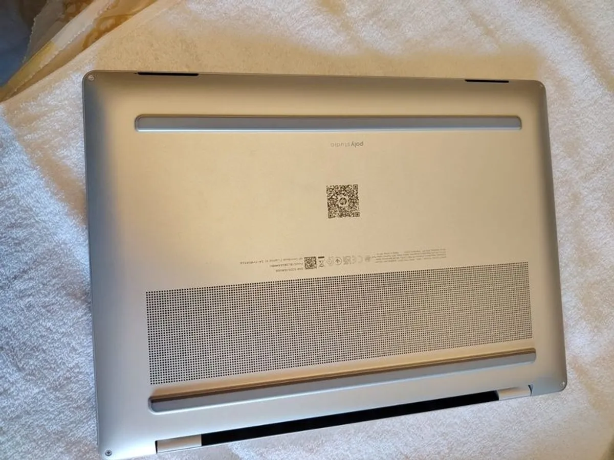 HP omnibook 7 AI Like new - Image 4