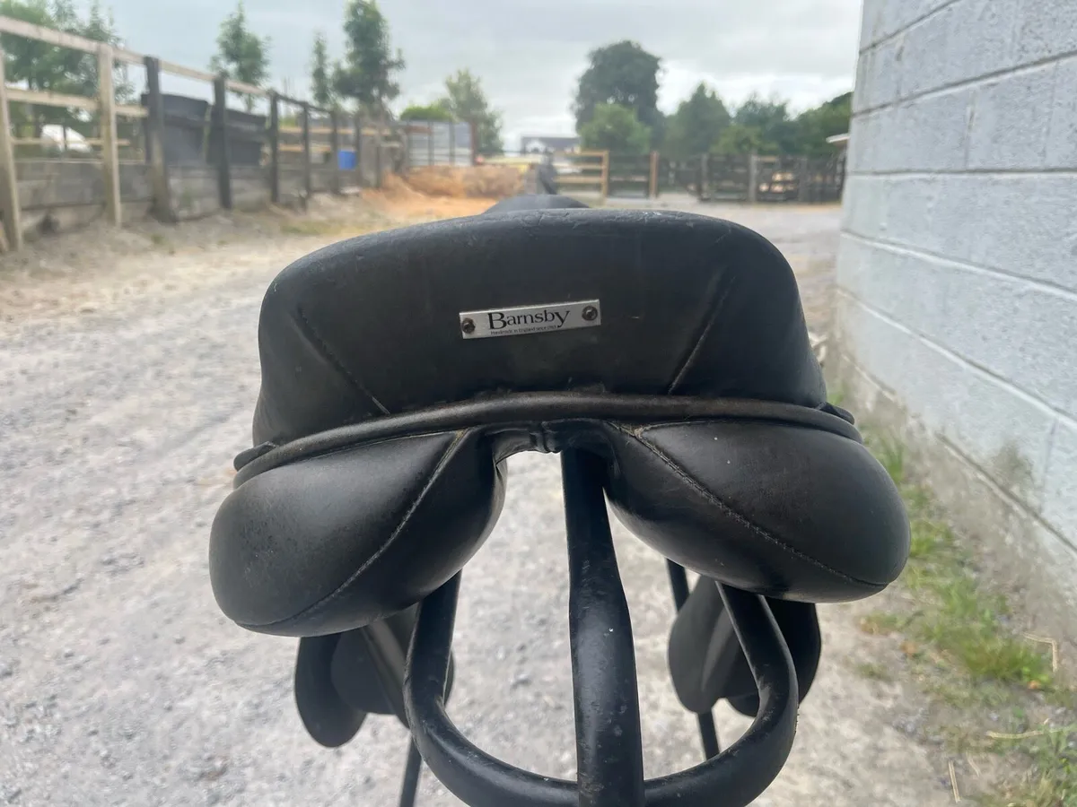 17.5 Barnsby jumping saddle - Image 3