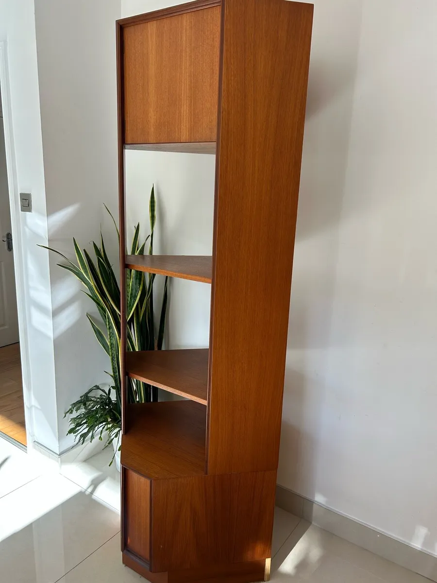 G Plan teak mid century display cabinet - Image 2