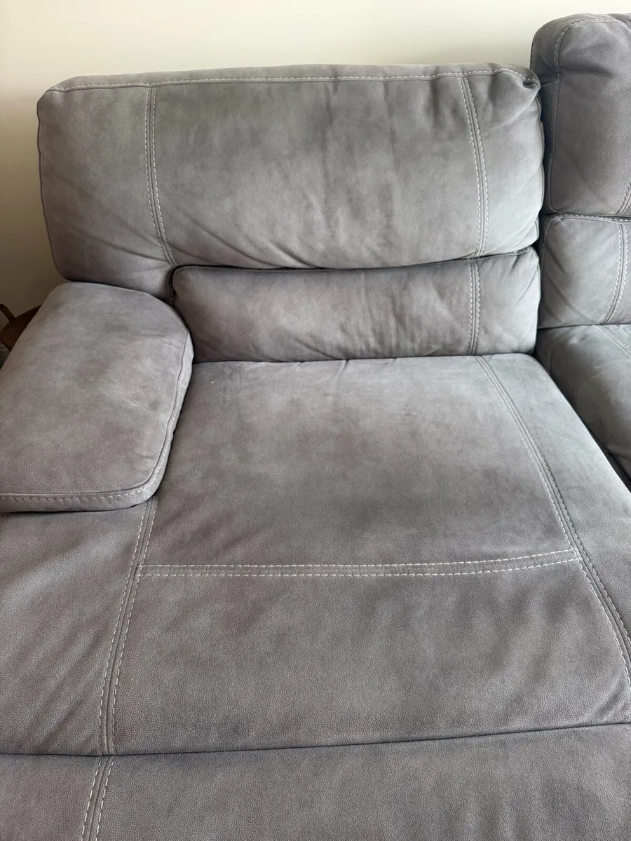 EZ Living Baxter Taupe Fabric Reclining Sofa - Image 3
