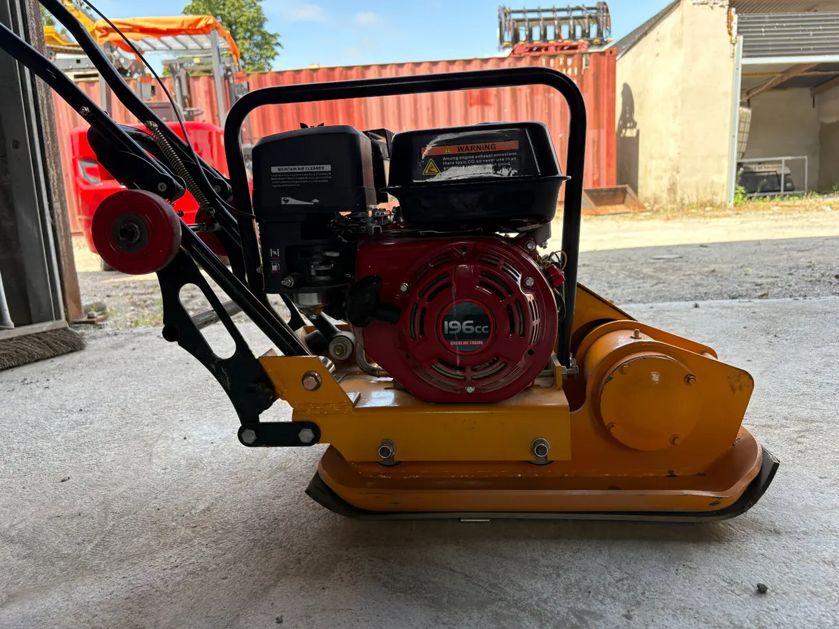 Petrol Compactor/Wacker Plate (Matted) - Image 2