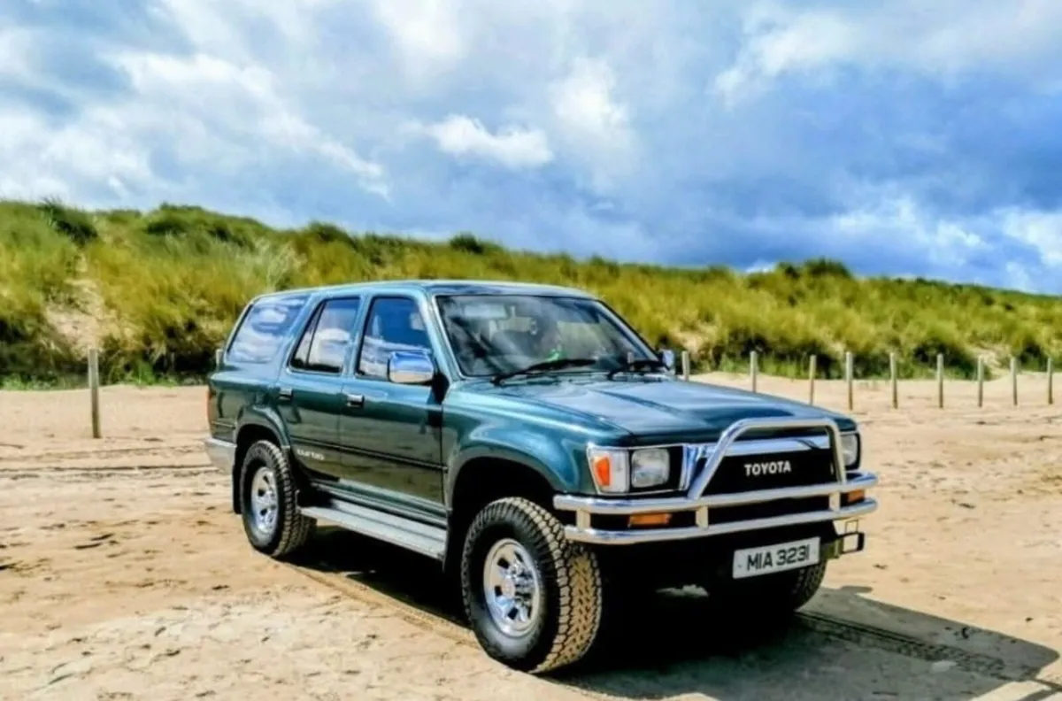 1991 Toyota Hilux Surf LN130 2.4TD Automatic - Image 2