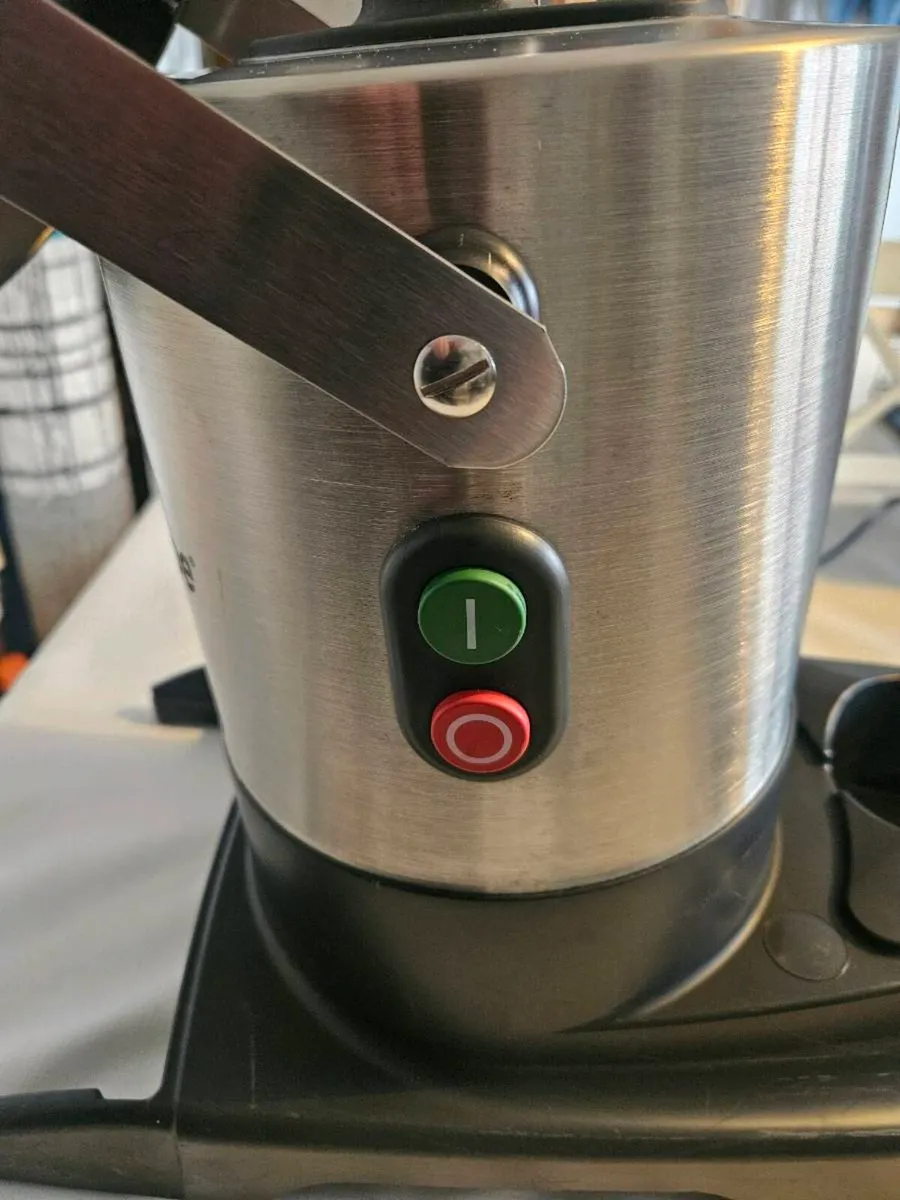 Robot Coupe Juicer J80 - Image 4