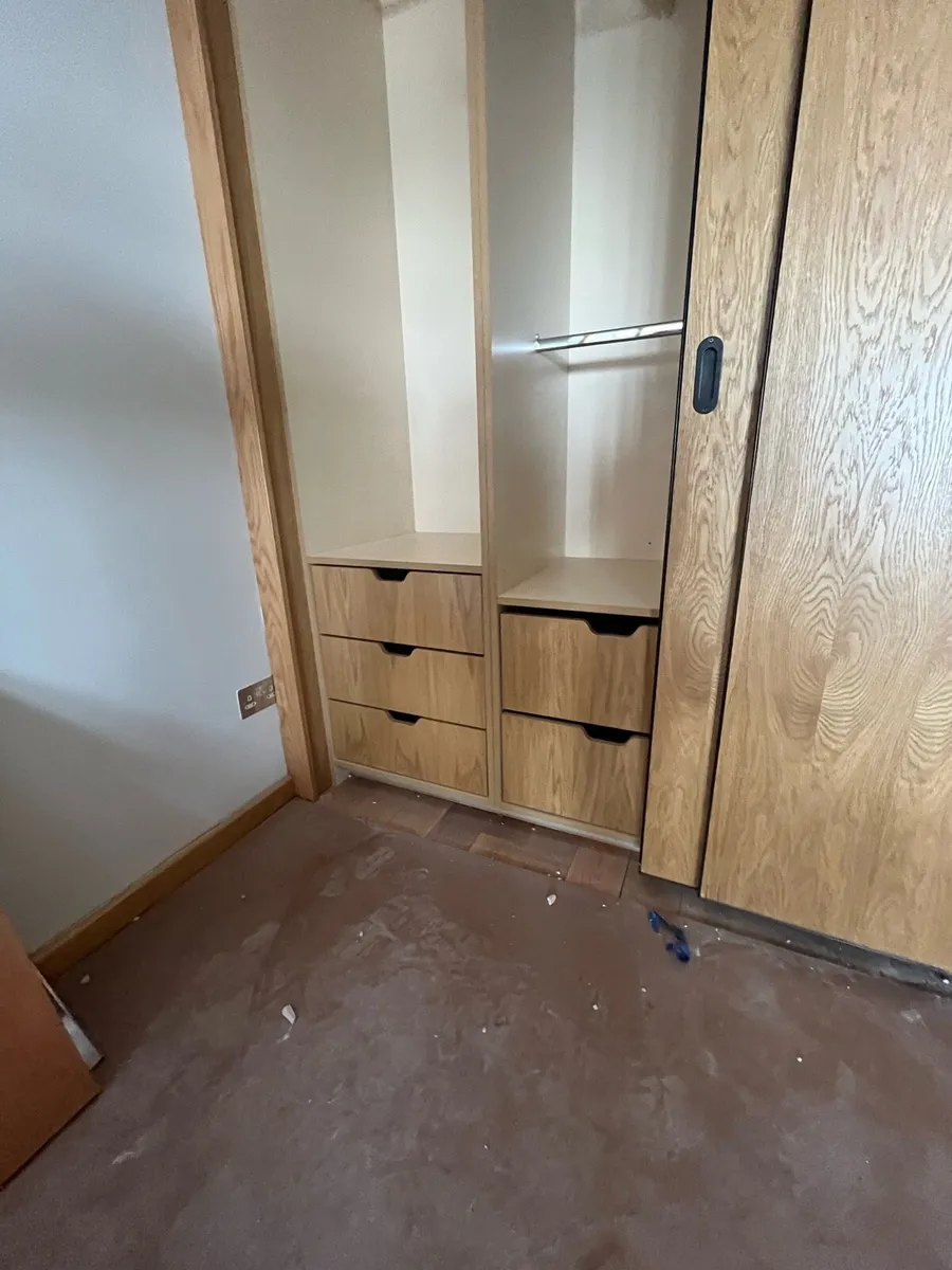 Sliding wardrobe - Image 3
