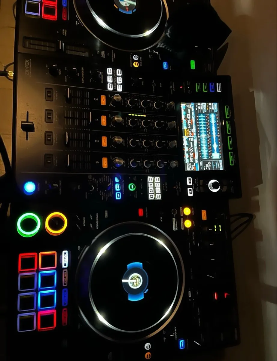 Pioneer XDJ-XZ Controller - Image 3