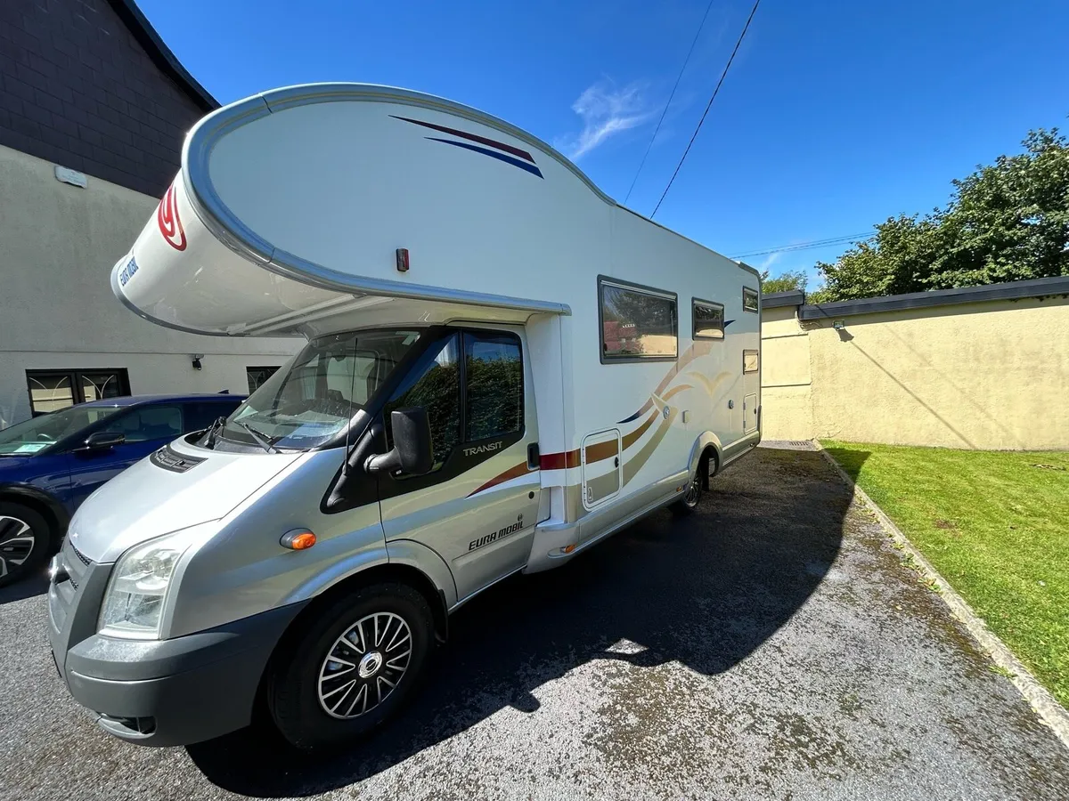 2011 Eura Mobil 6 Berth/6 Belts 3500kg Car License - Image 4